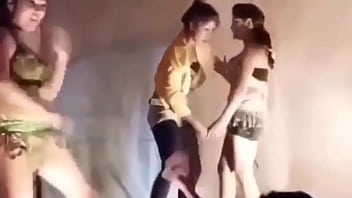 Preview 2 of Rus Moviei - Hot Dance Show.MP4