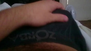 Preview 2 of Glory Hole Forced - NOVINHO SAFADO MOSTRANDO O PAU