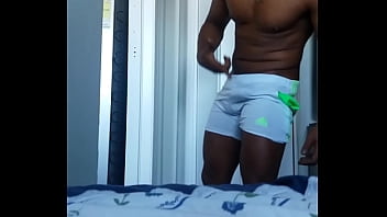 Preview 1 of Blondes Like Black Xxx - Bronha pra ela
