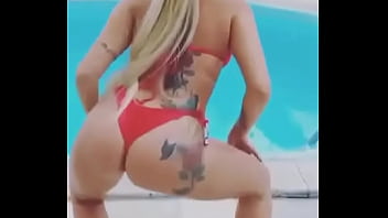 Preview 2 of Iv Zv - loirinha bb funk