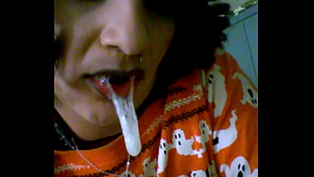 Preview 3 of Kids Gf Bf Porn - Spit cum