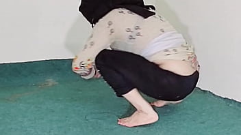 Preview 2 of Pinoy Bold Movies Of 80s - Big Ass Amateur Indian Muslim Maid Showing Big ass through Black Transparent Pajama while cleaning room in clear hindi audio