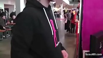 Preview 1 of Bdk Melayu Di Rogol - German Pornstar Tracy Fuck with Stranger Fan direkt auf Messe