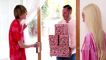 Preview 1 of Sanny Lioni Bf Video - Freeuse Neighbor Teams Up With Her step Son To Make Her Valentines Special - Anna Kolba | FreeuseMa