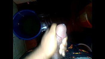 Preview 4 of Phim Sexnxnx - Tamil hanjob cums