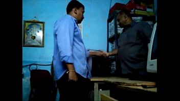 Preview 4 of Chano Me Estas Grabando - Office Wala Valentine Sex with Bhabhi