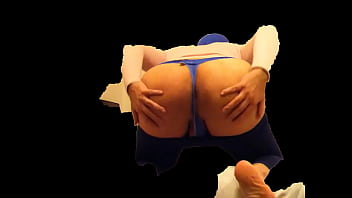 Preview 3 of Si Spoglia Per Me - sexy shemale arse