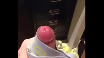 Preview 1 of Rip Er Up - N N -- Ngon c c -3 Xem l  bi t n  -3 (online-video-cutter.com) (1)