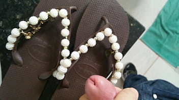 Preview 4 of Azarbaijan Sex - havaianas marron parte 2