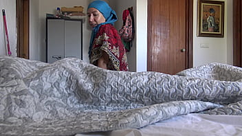 Preview 2 of Amarican Porn Videos - A Turkish hotel maid is NOT SCARED when a French guest shows his big black cock