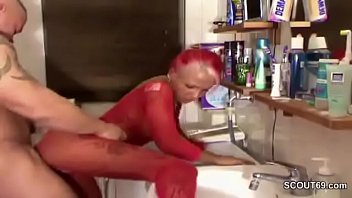 Preview 3 of Seachchines Girl Fuck - German Caught in Bath and Seduce to Fuck and Facial