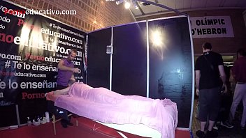 Preview 2 of Sleeping Mom Fok Son - Masaje er&oacute_tico masculino de pene