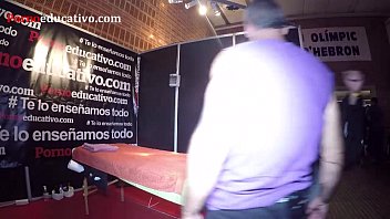 Preview 1 of Sleeping Mom Fok Son - Masaje er&oacute_tico masculino de pene
