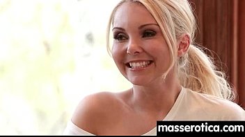 Preview 3 of Xxx B A F Videi Com - Young girl has session with horny lesbian 4