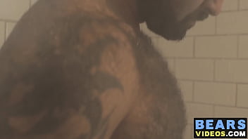 Preview 3 of Kasmir Xxx Com - Bear washes his furry body and spanks his thick monkey