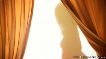 Preview 2 of I Made Mom Xxx - Indian Lady Strip Her Dress And Dance