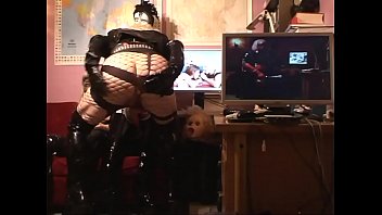 Preview 3 of Indian Xxxhd Vdeo - Roxina2010CloseUpLatexGurl100510.WMV