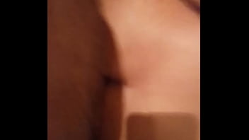 Preview 2 of Reily Reid Tushy - Metendo na morena de quatro e gozando na bunda!