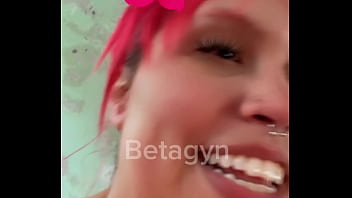 Preview 3 of Hot Horny Steph Mom - Fodendo com o marceneiro enquanto o marido trabalha