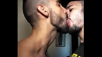 Preview 1 of Fresh Tube Porn Abuso Di Potere - hot gay kiss and tongue kiss with hot couple
