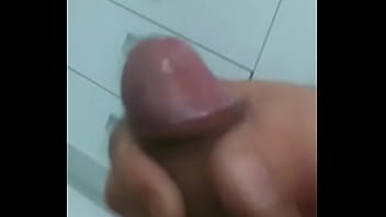 Preview 4 of Cumshot Corrida Lefada - VID-20161210-WA0029