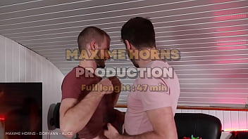 Preview 3 of Top Poran Star - HER VERSATILE BISEXUAL DREAM WITH DOUBLE VAGINAL