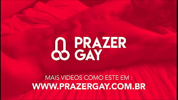 Preview 1 of Hijo Viola Papa Gay - Lorinho mostrando o cu e gozando na webcam - www.prazergay.com.br