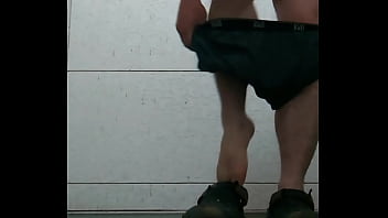 Preview 1 of Pijit Seksual - 露出オナニー