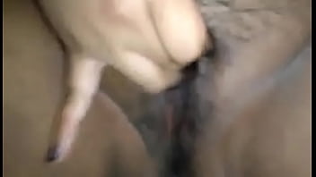 Preview 2 of Kelly Wells Smok - Masajeandome La Clitoris