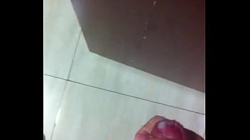 Preview 4 of Xxx 18 Years Old Beby - porta armario.MOV