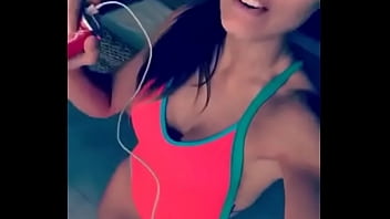 Preview 2 of Sall Girl Porn - Gostosa dan&ccedil_ando