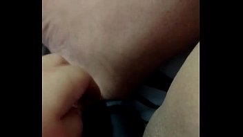 Preview 3 of Busty Cfnm Femdom - Esposa gozando