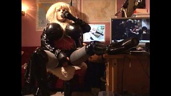 Preview 1 of Sabithage Teen - Roxina2010KinkyHornySexyShow120510XXXL