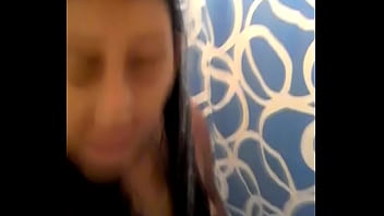 Preview 1 of English Aunty Romance Sex - VID-20161227-WA0020