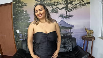 Preview 1 of Sex Japan Bdsm Bondage Fucked - Gordinha mete o bra&ccedil_o em dotado ap&oacute_s anal intenso - Marcela Ferraz