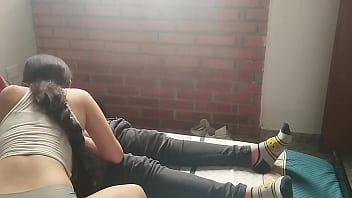 Preview 2 of Sunny Leone Ka Bf Bisleri - jovencita cachonda me masturba y me saca la leche con su boca