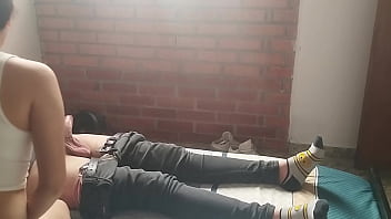Preview 3 of Sunny Leone Ka Bf Bisleri - jovencita cachonda me masturba y me saca la leche con su boca