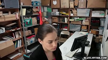 Preview 1 of Hindi P0rn - Sexy hottie Bobbi Dylan taking on a large dick