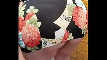 Preview 3 of Tubewee - esposa ense&ntilde_ando tanga