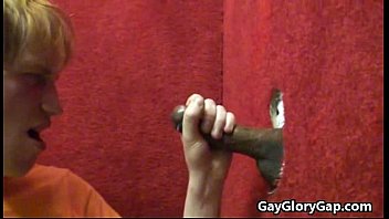 Preview 4 of Eletrecista - Black Gay Dude Receive Nice Dick Rub And Wet Blowjob 25