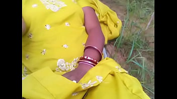Preview 3 of Jaye Rose Vs Dani - Ladki khet me with hindI audio