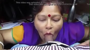 Preview 2 of Sleeping Sev - Aunty best sucking cock