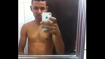 Preview 1 of Xx Pornial Videos - Novinho Moreno safado