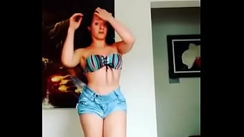 Preview 4 of Liza Biggs Bbw - Morena rabuda com shortinho rasgado - BDF