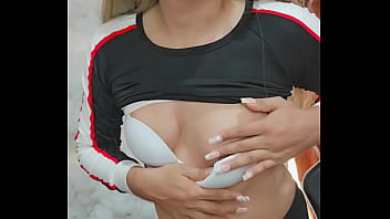 Preview 2 of Dani Saniele - Hermosa transexual haciendo cosas ricas
