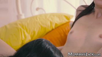 Preview 3 of Vitube Vk - Stepmom gives teenie a lecture in lesbian sex