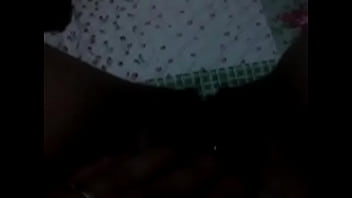 Preview 1 of Closemom - Safada tocando siririca pro Edu