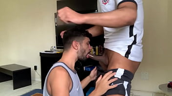 Preview 3 of Lisa Adam - MARCOS GOIANO ENRABADO PELO DOTAD&Atilde_O MUSCULOSO LEON XXL