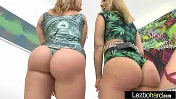 Preview 4 of Hand Play Wife - (Anikka Albrite &amp_ Mia Malkova) Lesbian Lovely Teen Girl In Sex Action Tape movie-03