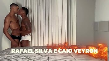 Preview 1 of Thick Belly - Caio Veyron me arrombou - Free